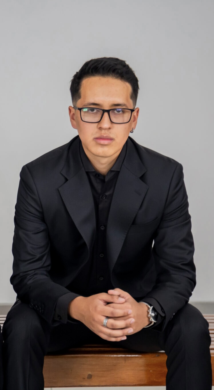 Adrian Aguilar - Socio Fundador
